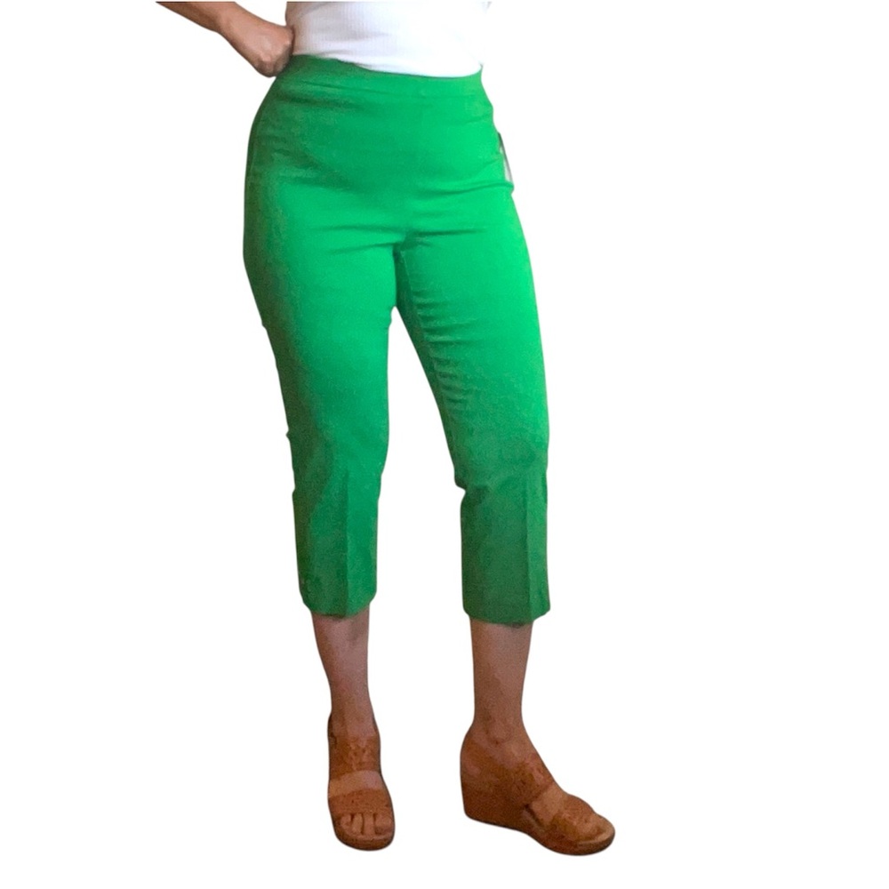 Rafaella Women’s The Capris High-Rise PullOn Classic Green Capris Pants Size 6